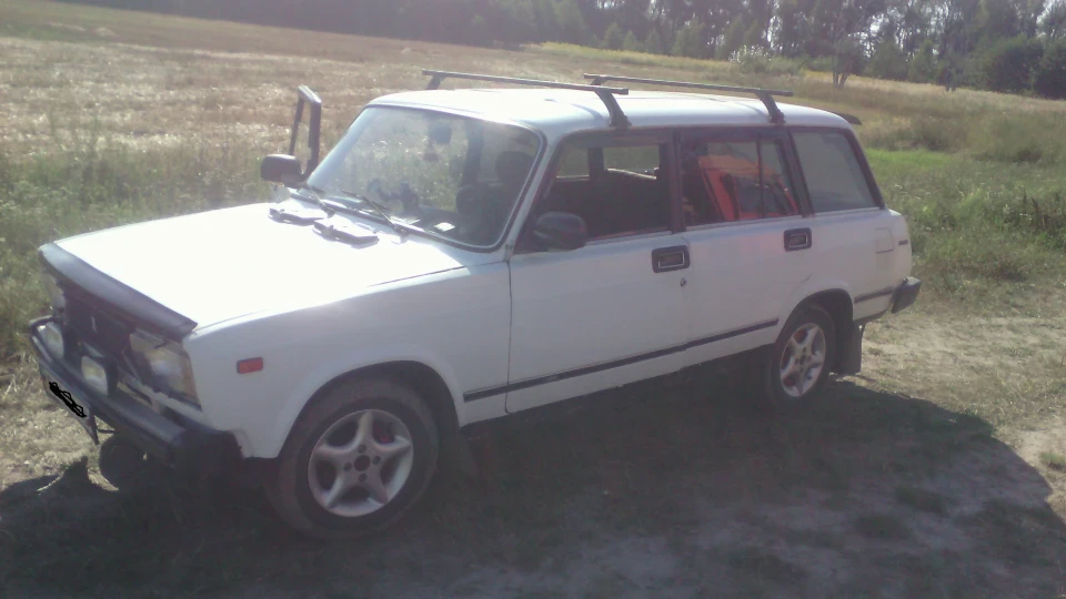 Lada 2104 2