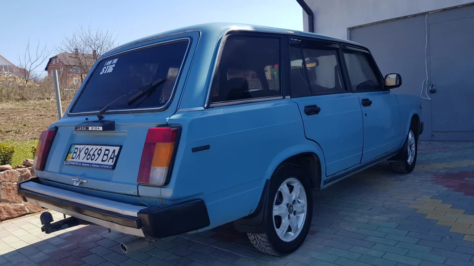 Lada 2104