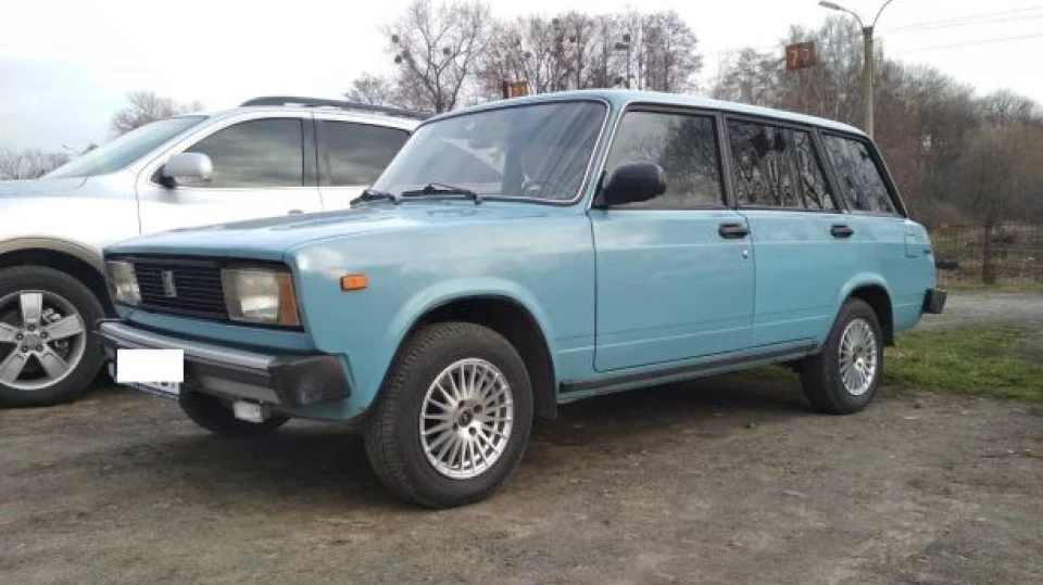Lada 2104 3