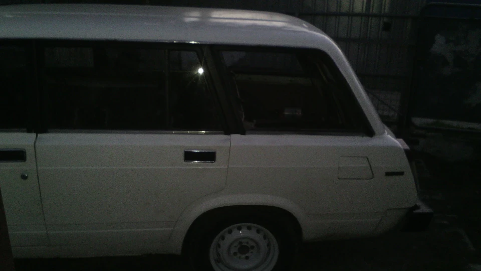 Lada 2104 4