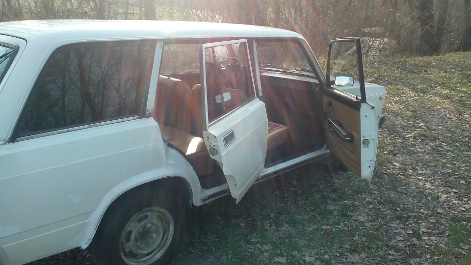 Lada 2104 білий кінь 4