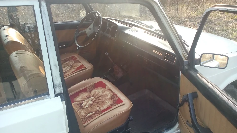 Lada 2104 білий кінь 5