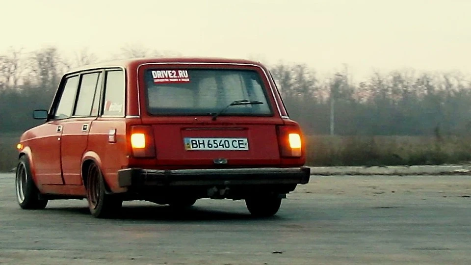 Lada 2104 ..ιllιlι.ιl. 3