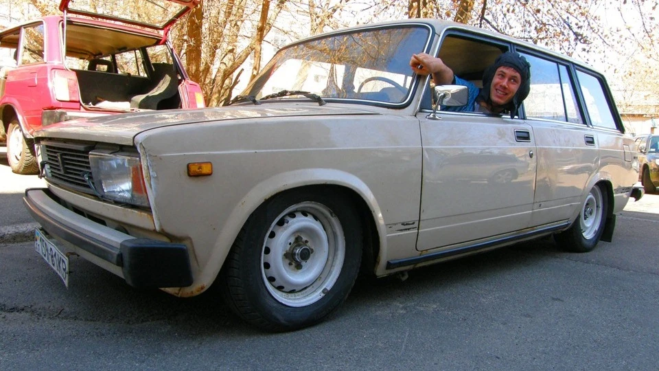 Lada 2104 Low cuatro 4