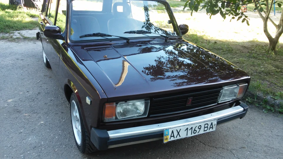 Lada 2104 "Red Abyss" 2