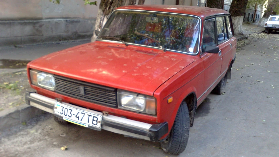 Lada 2104 Red Wagon 2