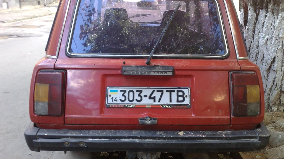 Lada 2104 Red Wagon 3