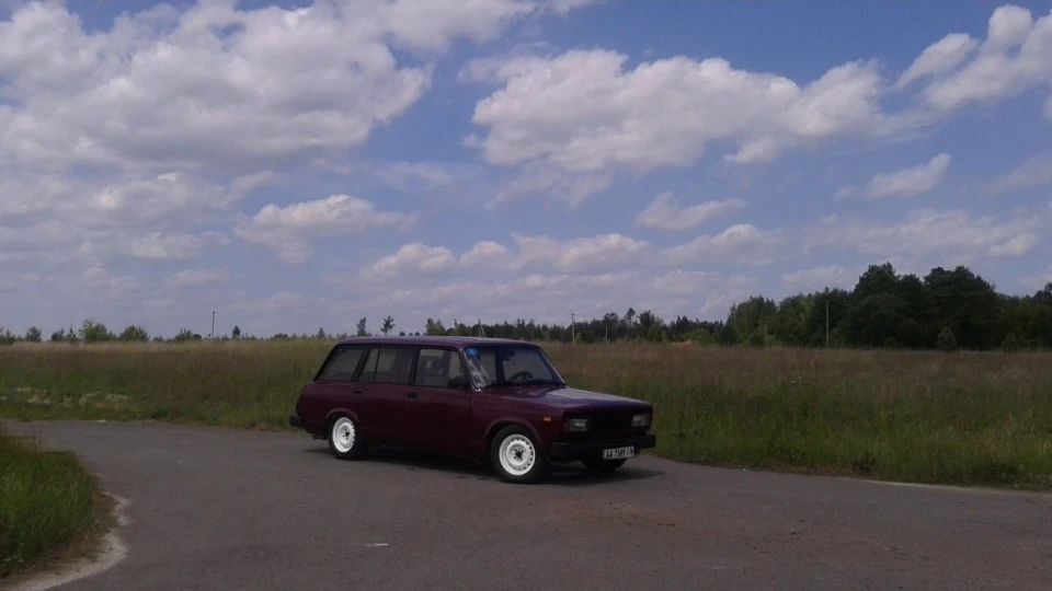 Lada 2104 shadow line 3