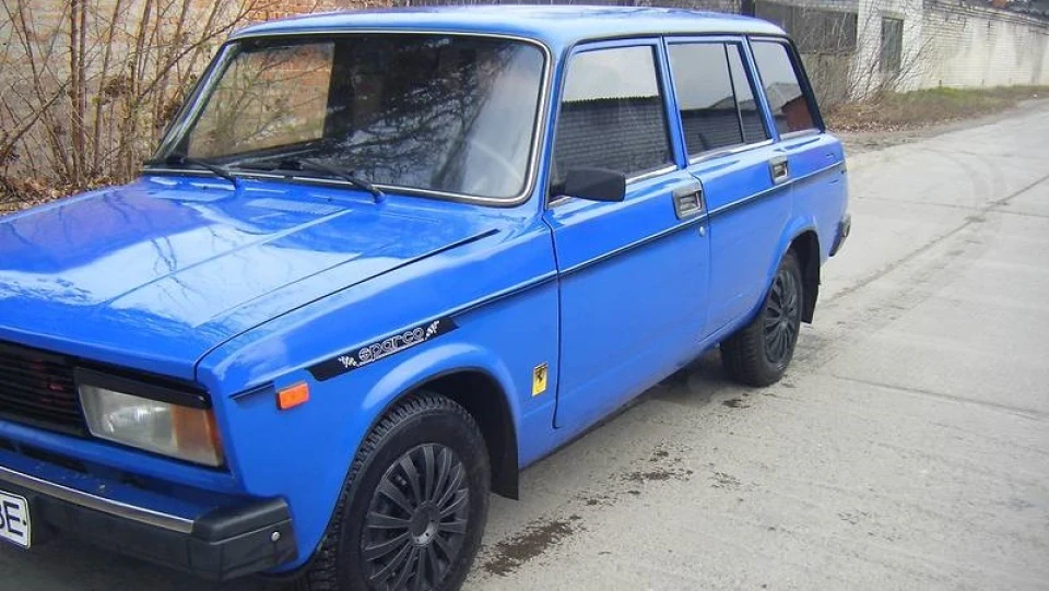 Lada 2104 Синьо 5