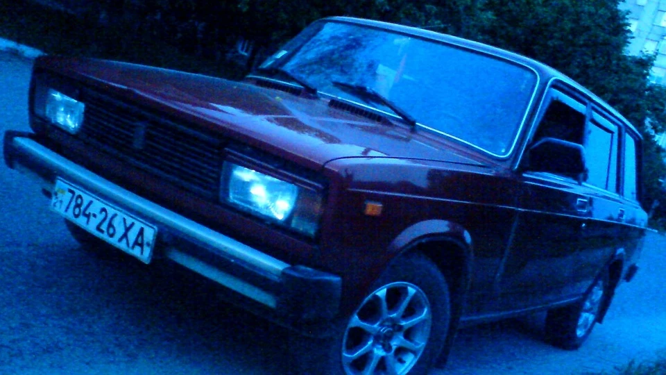 Lada 2104 вишня 5