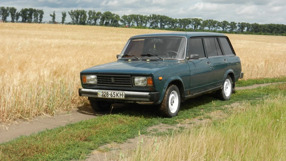 Lada 2104 Wagon 5