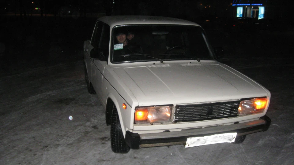 Lada 2105 2