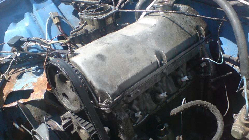 Lada 2105 4