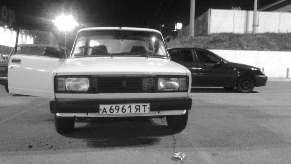 Lada 2105 2