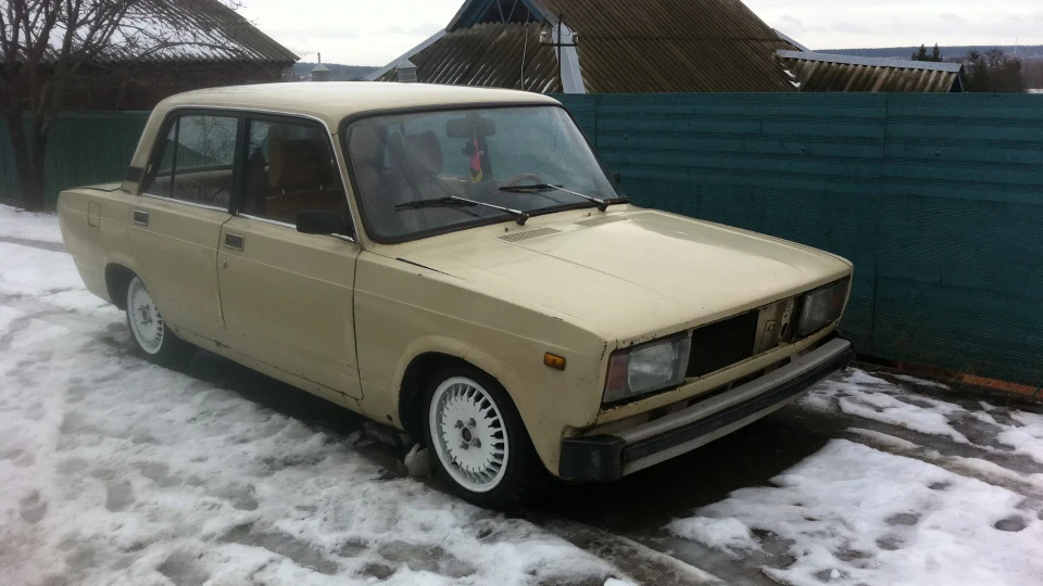 Lada 2105