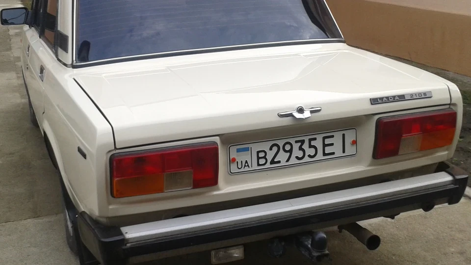 Lada 2105 3
