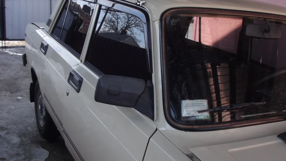 Lada 2105 2
