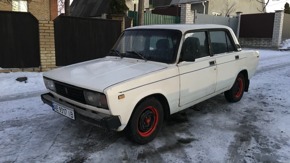 Lada 2105 3