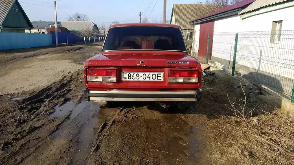 Lada 2105 2