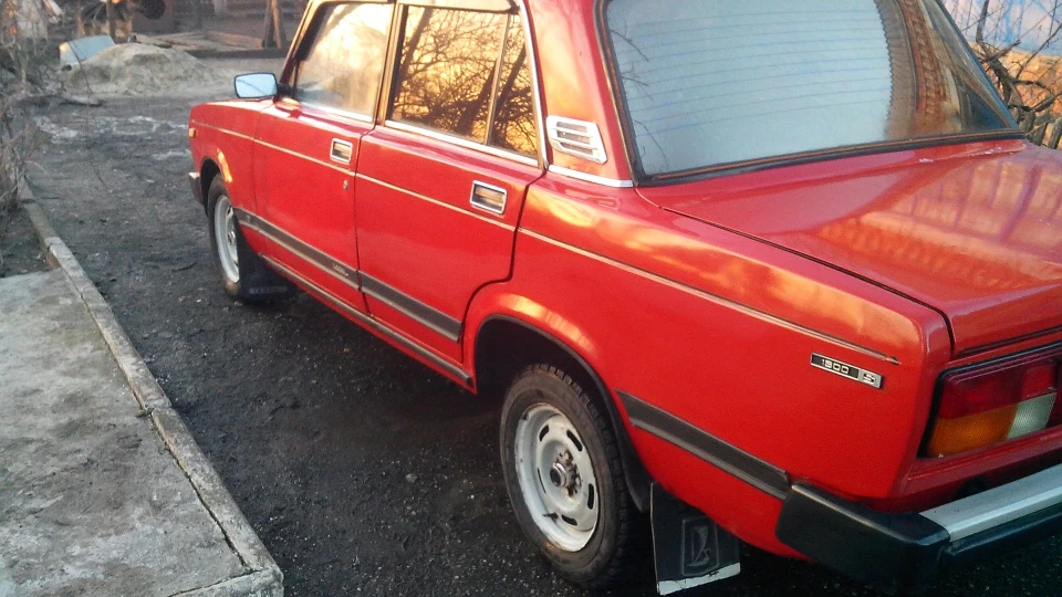 Lada 2105 2