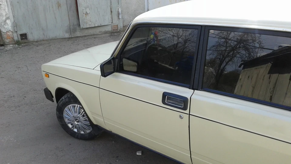 Lada 2105