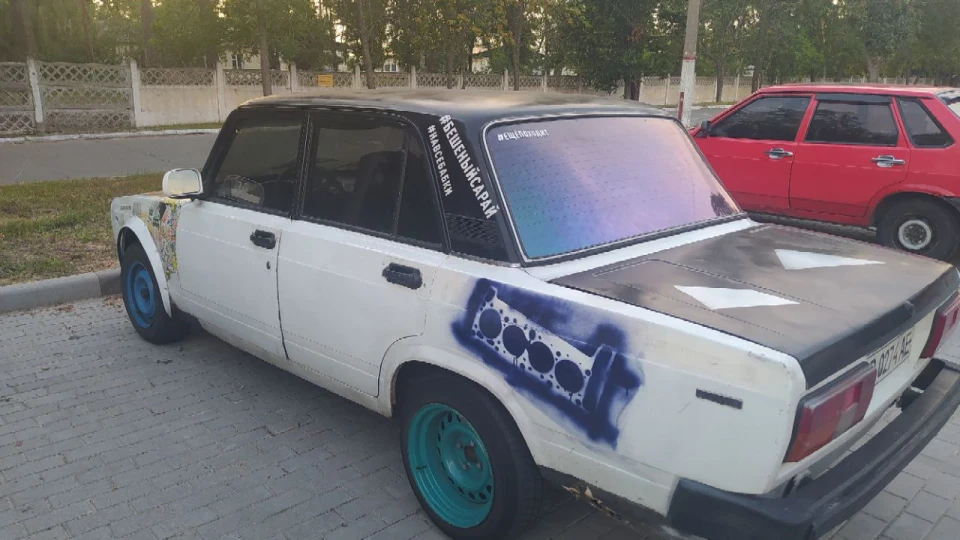 Lada 2105 2