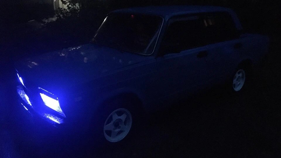 Lada 2105 2