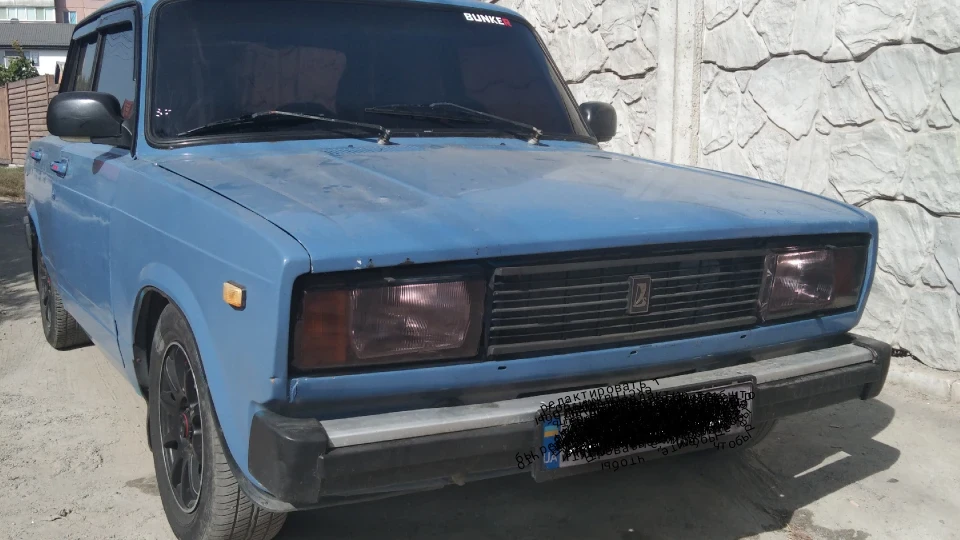 Lada 2105 3