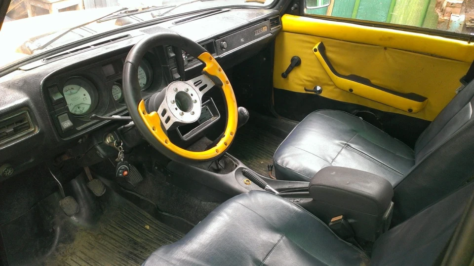 Lada 2105 2