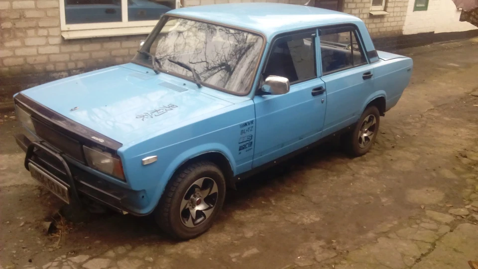 Lada 2105 2