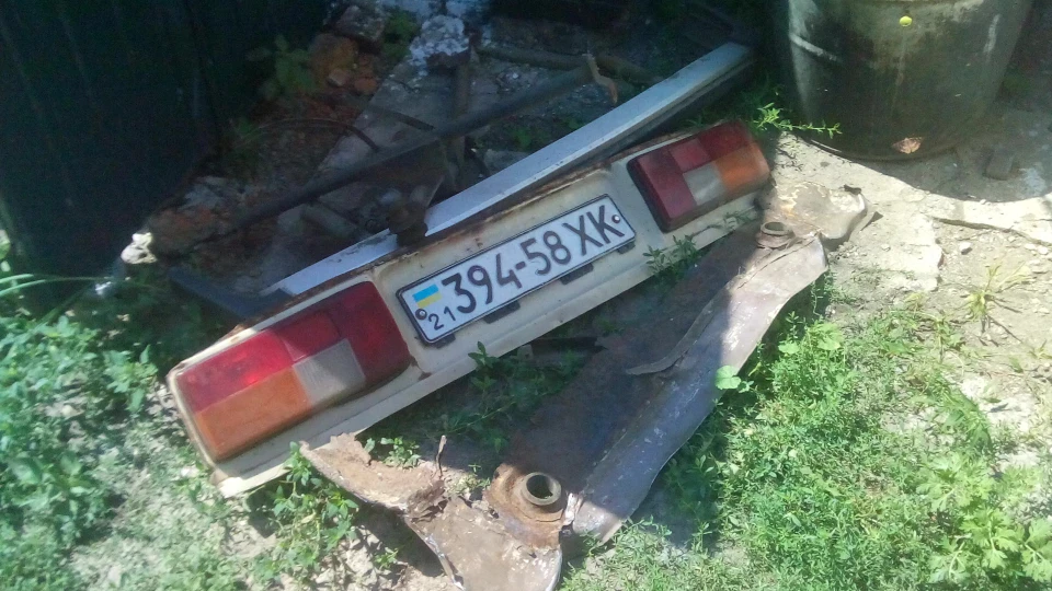 Lada 2105 4