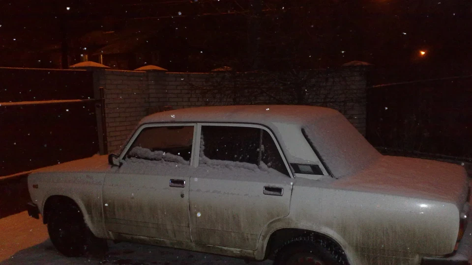 Lada 2105 3