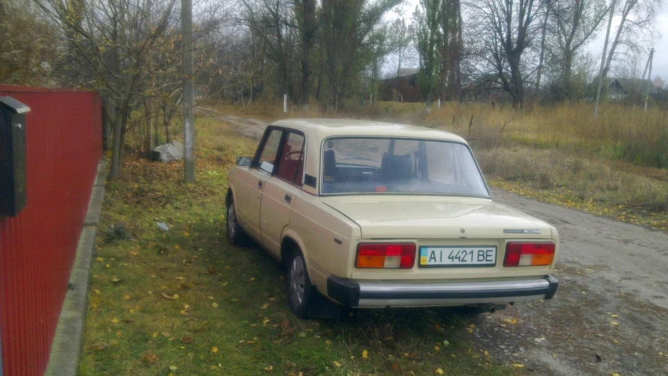 Lada 2105 3