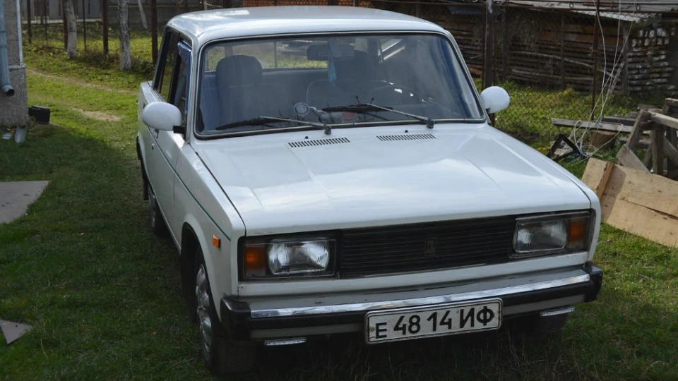Lada 2105 3