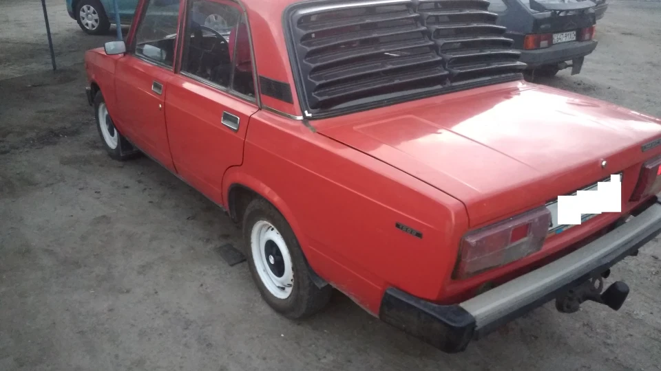 Lada 2105 3