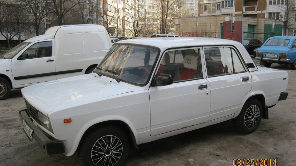 Lada 2105 2