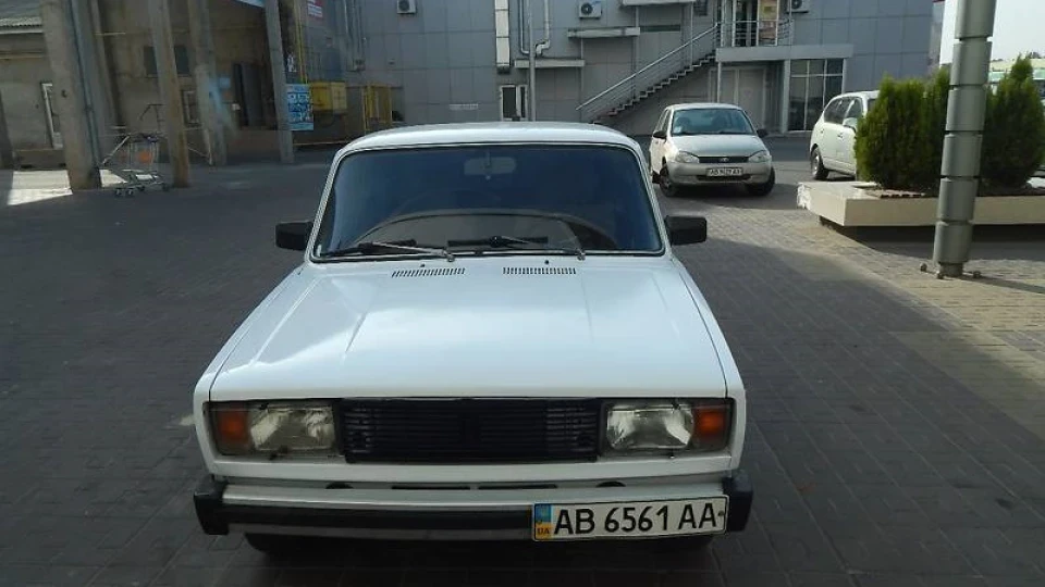 Lada 2105 2