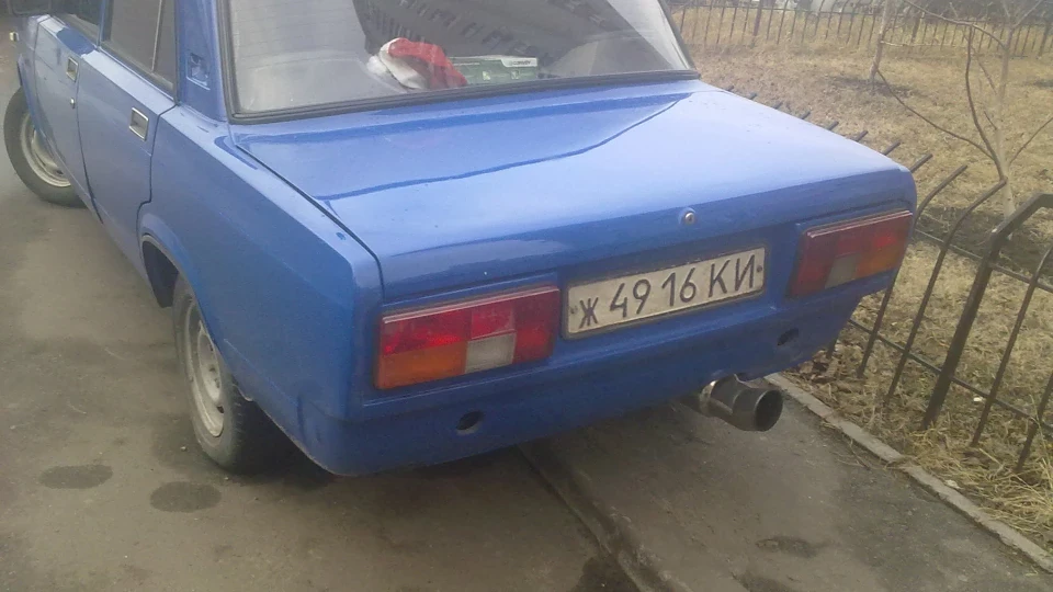 Lada 2105 4