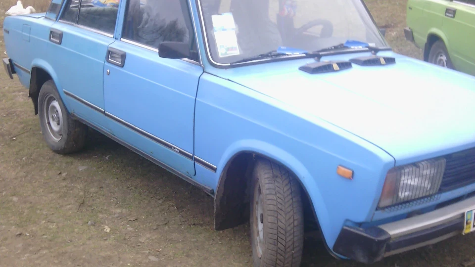 Lada 2105 2