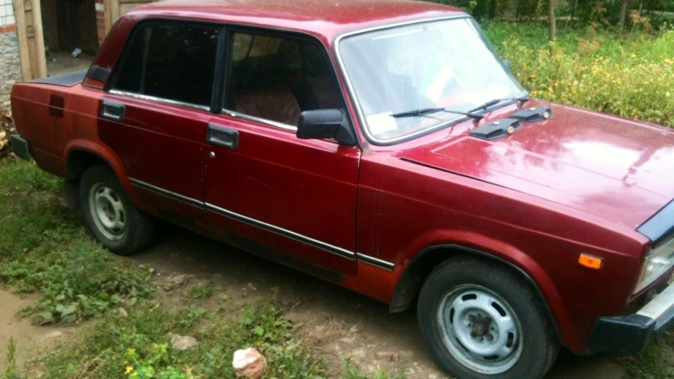 Lada 2105 2