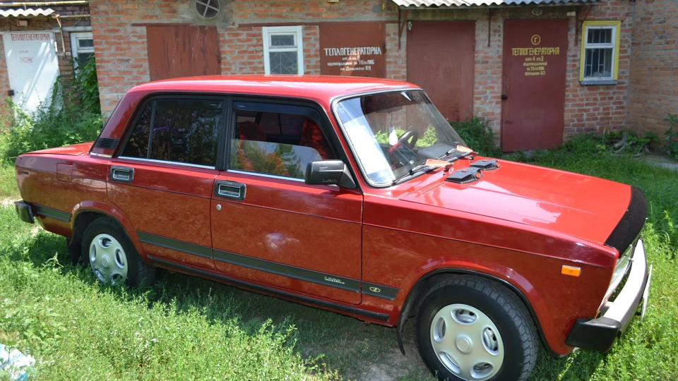 Lada 2105 3