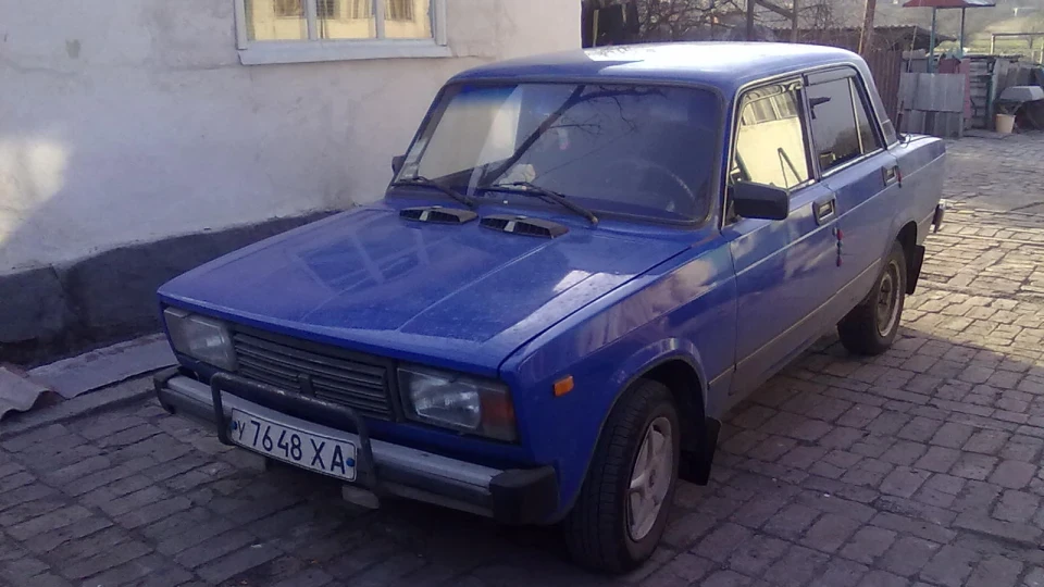 Lada 2105 2