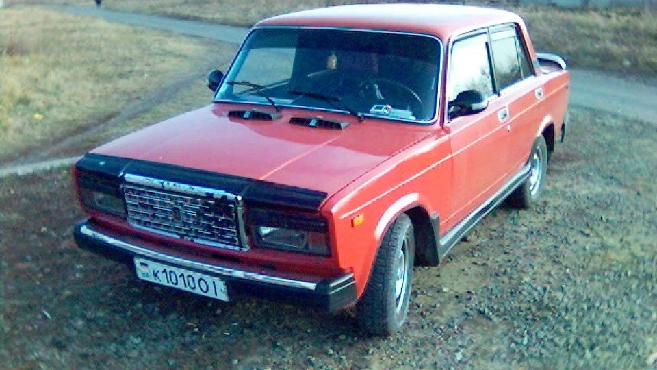 Lada 2105 2