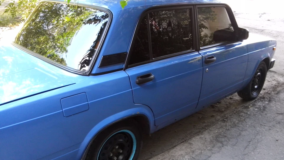Lada 2105 2
