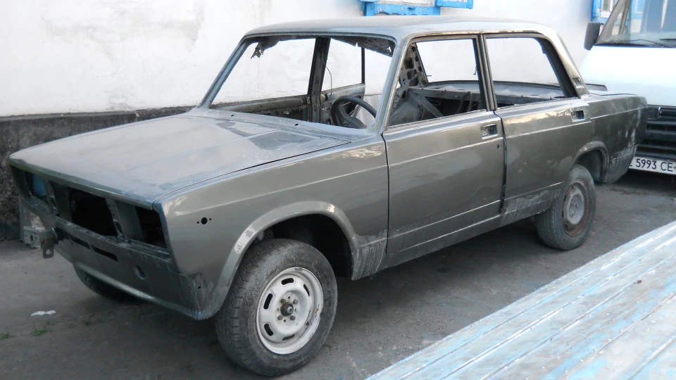 Lada 2105 2