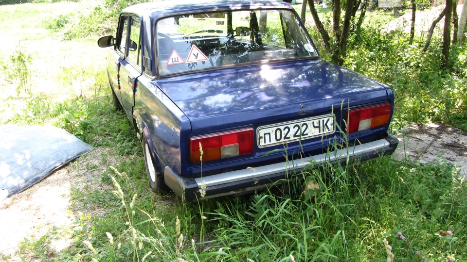 Lada 2105 3