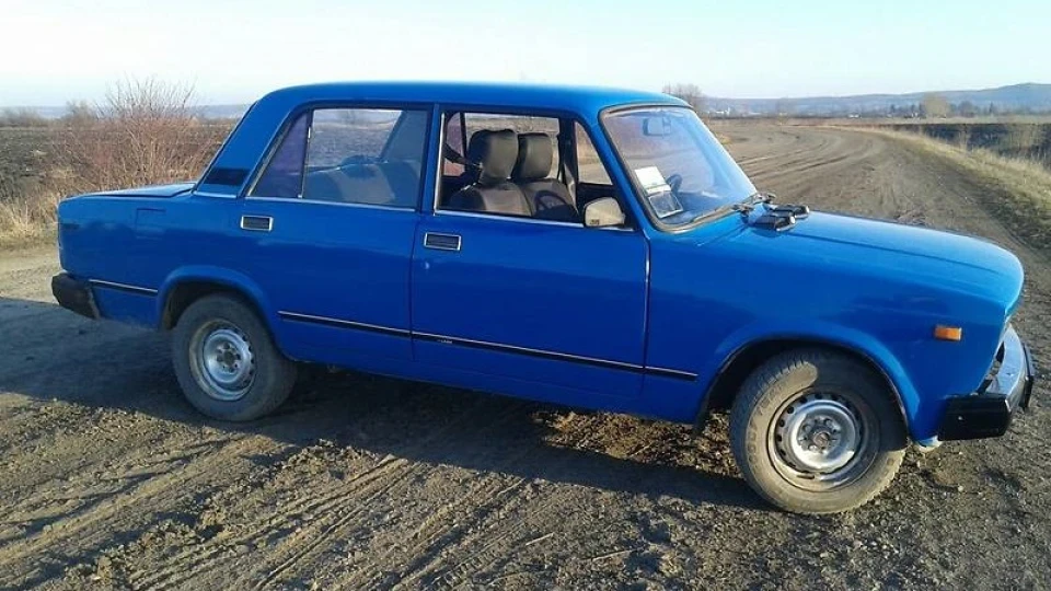 Lada 2105 2
