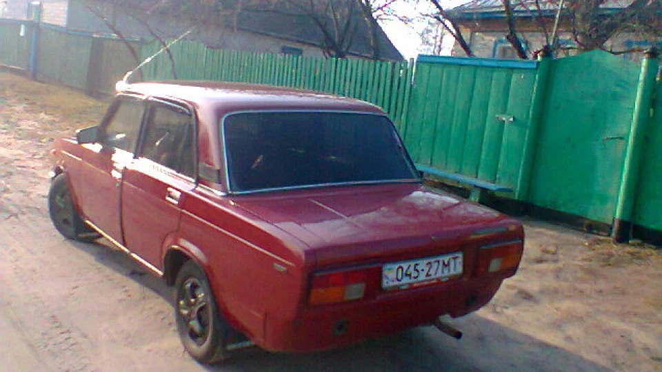 Lada 2105 3