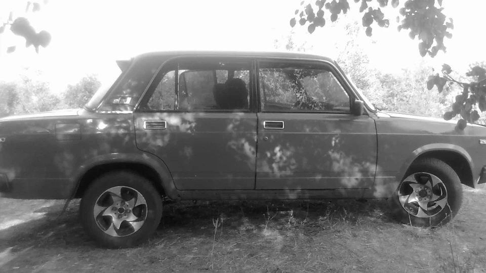 Lada 2105 3