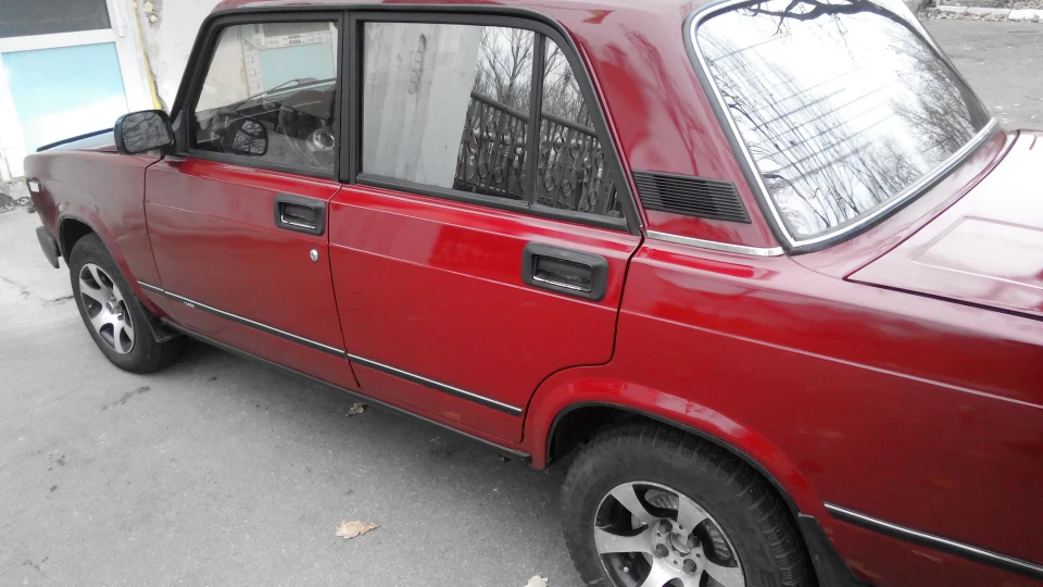 Lada 2105 2